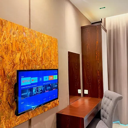 Stirling Suites Hotel & Serviced Apartment Miri Exterior photo