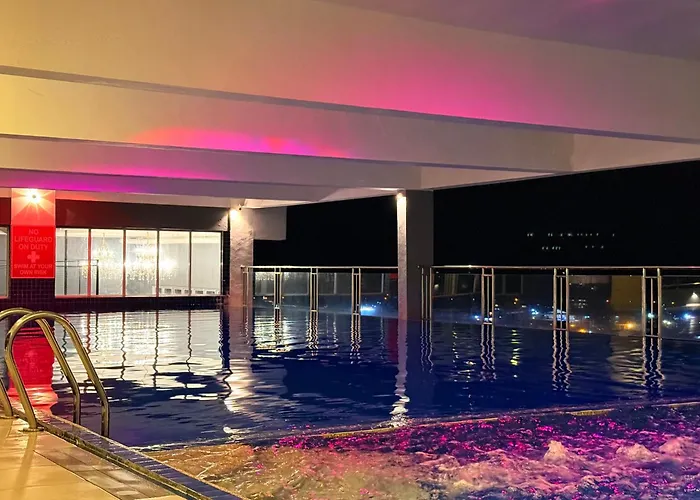 Stirling Suites Hotel & Serviced Apartment