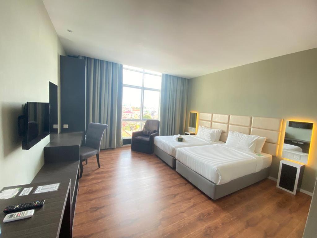 Stirling & Serviced Hotel *